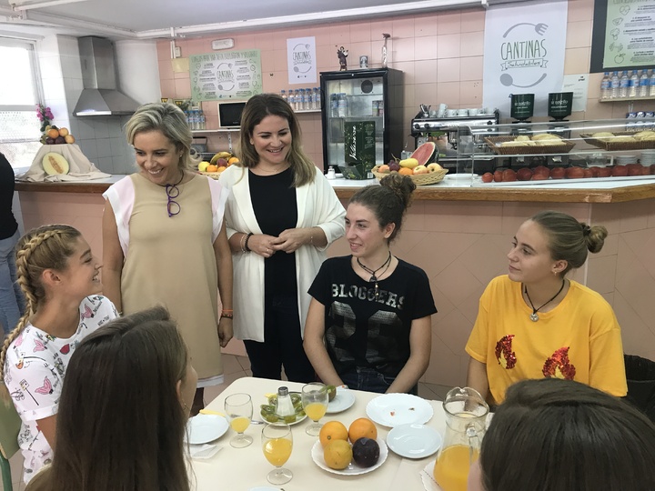 Martínez-Cachá presenta las 'Cantinas Saludables'