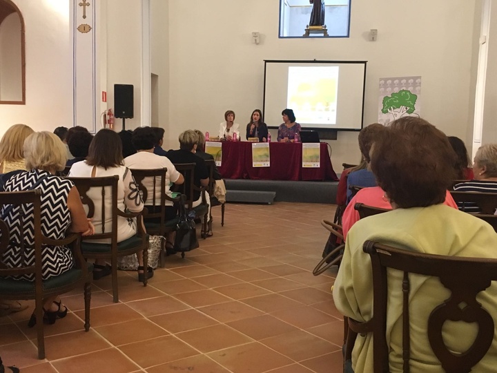 'Encuentro de intercambio de experiencias innovadoras de mujeres en la agricultura y ganadería' (2)