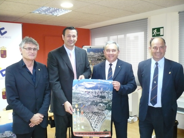 Presentación del Campeonato de España por Comunidades de Colombicultura
