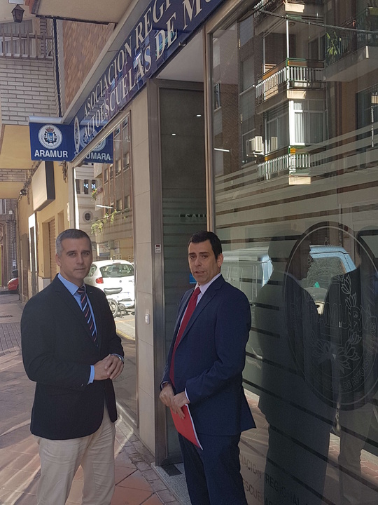 Reunión con la Asociación Regional de Autoescuelas