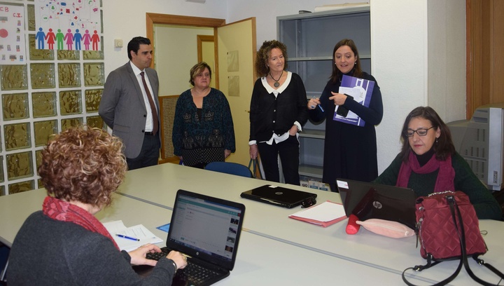Visita a Famdif (Federación de Asociaciones Murcianas de Personas con Discapacidad Física y Orgánica)