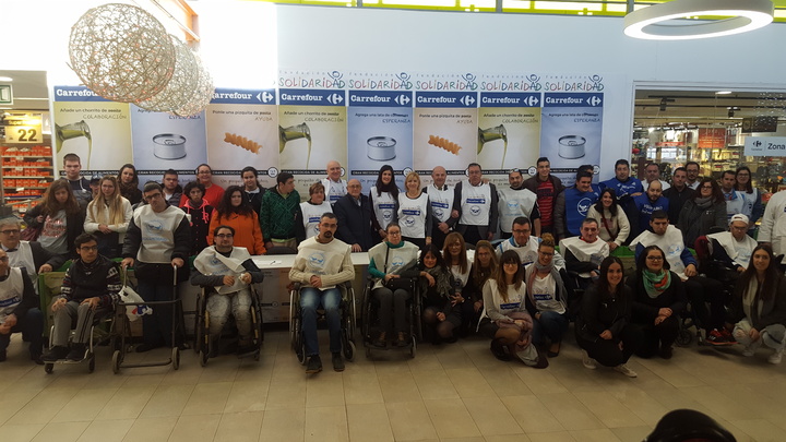 La consejera de Familia e Igualdad de Oportunidades, Violante Tomás, asistió hoy a la presentación de la V Gran Recogida de Alimentos que celebra la Federación Española de Bancos de Alimentos