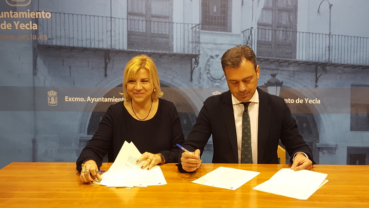 Convenio de colaboración para el servicio de ayuda a domicilio del municipio de Yecla 2