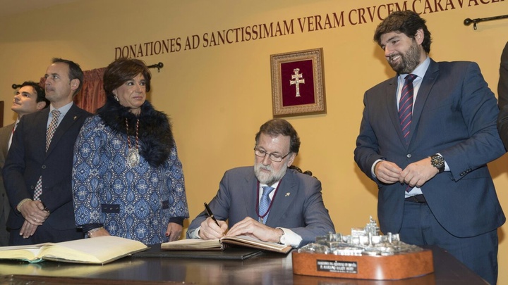 Fernando López Miras ha acompañado al presidente del Gobierno de España en su visita oficial a la Basílica de la Vera Cruz, con motivo del Año Jubilar 2017.