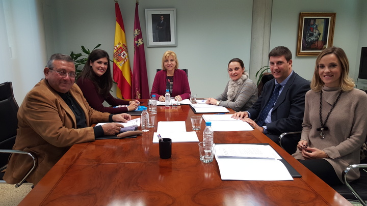 La Consejera de Familia e Igualdad de Oportunidades, Violante Tomás, preside la reunión anual de la Fundación Murciana para la Tutela y Defensa Judicial de Adultos