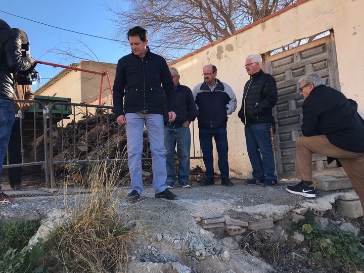 Visita a las obras para el aprovechamiento de aguas pluviales en La Paca (2)