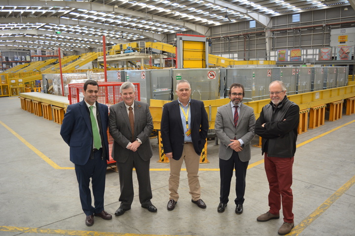 El consejero Pedro Rivera visita las empresas de transporte Suditrans y DHL Murcia (3)