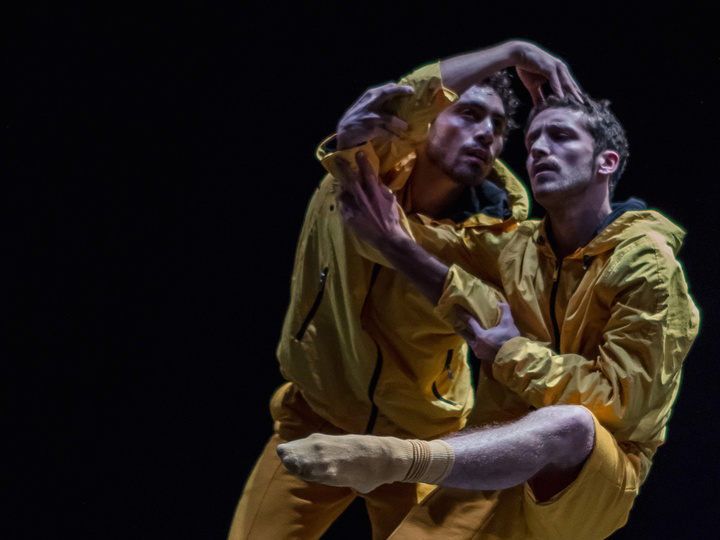 Los coreógrafos italianos y bailarines de la Compañía Nacional de Danza (CND) Antonio de Rosa y Mattia Russo imparten este sábado un taller en el Centro Párraga de Murcia