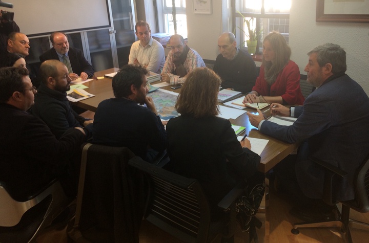 Imagen de la reunión del grupo de trabajo del Plan de Recuperación Ambiental de Suelos Afectados por la Minería