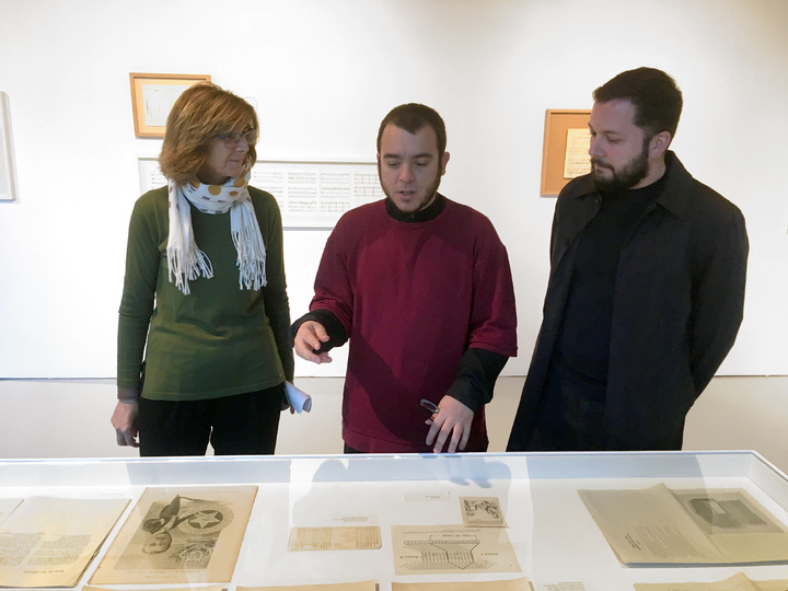 Imagen de la presentación de la exposición del artista Fito Conesa en el Centro Párraga