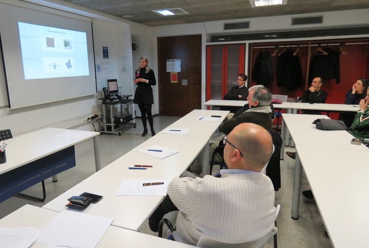 Irene Monserrate presenta la remodelación de la tercera planta de la sede la Consejería de Educación, en la Avenida de la Fama