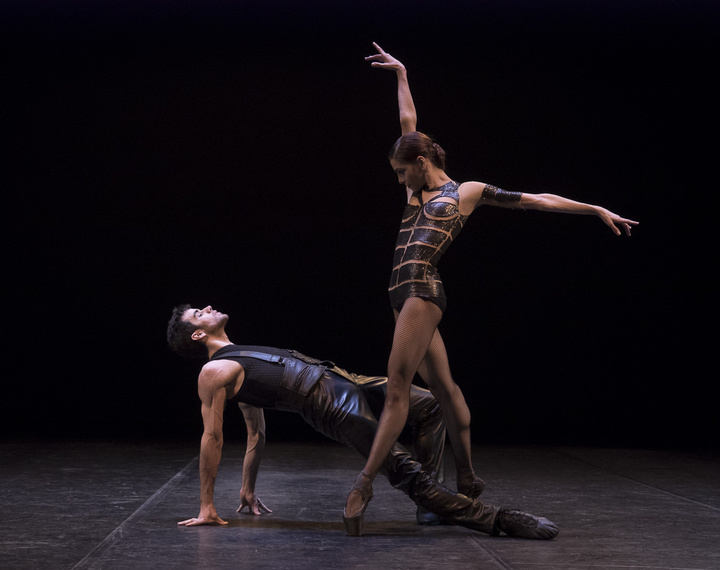 Los bailarines del Víctor Ullate Ballet-Comunidad de Madrid, durante una representación de 'Carmen'