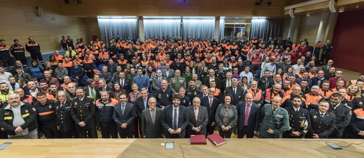 Acto de homenaje a Protección Civil en la Región