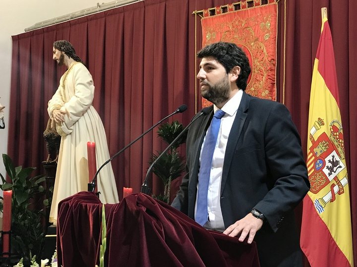El presidente de la Comunidad, Fernando López Miras, pronuncia el pregón de la Semana Santa de Yecla.