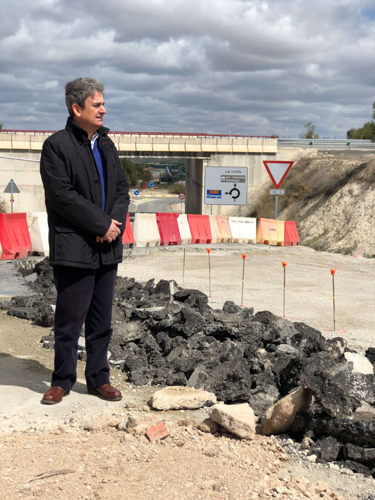 El director general de Carreteras durante su visita a las obras en la intersección de la carretera Bullas-La Copa con la Autovía del Noroeste (RM-15)