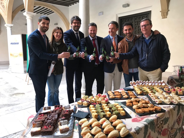 Presentación de 'En abril, tapas mil' de Lorca