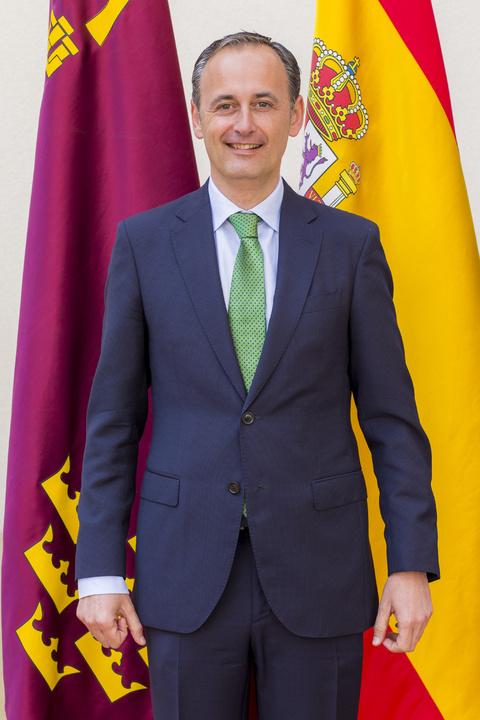 Javier Celdrán Lorente.  Consejero de Empleo, Universidades, Empresa y Medio Ambiente