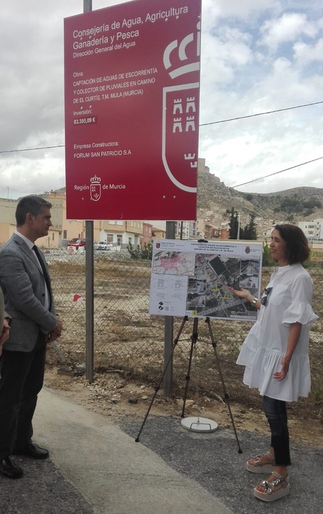 El consejero Miguel Ángel del Amor visita las obras del colector de pluviales de Mula