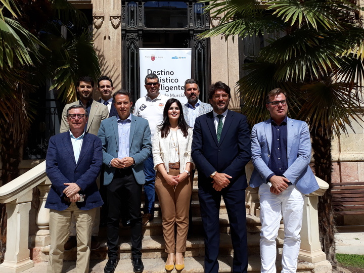 Presentación aplicaciones de turismo ( 1)