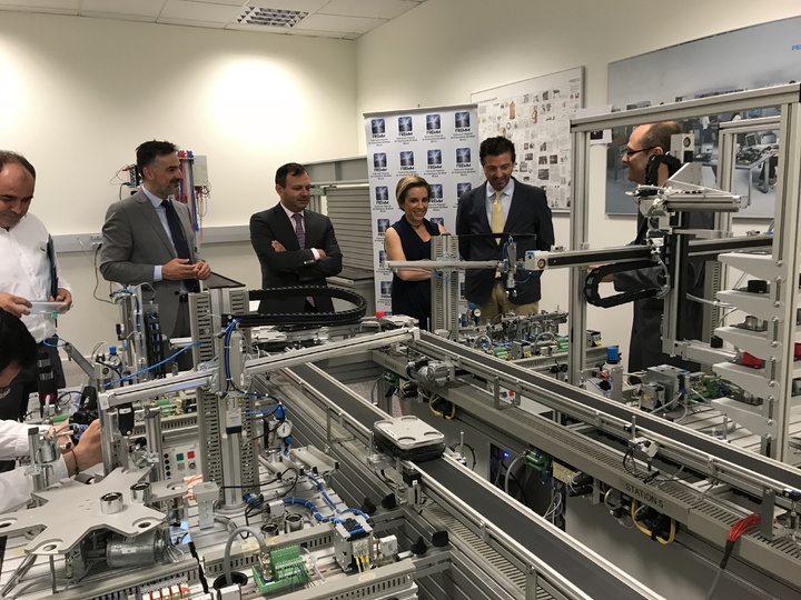 La Federación Regional de Empresarios del Metal de Murcia seguirá impartiendo ciclos formativos de Formación Profesional