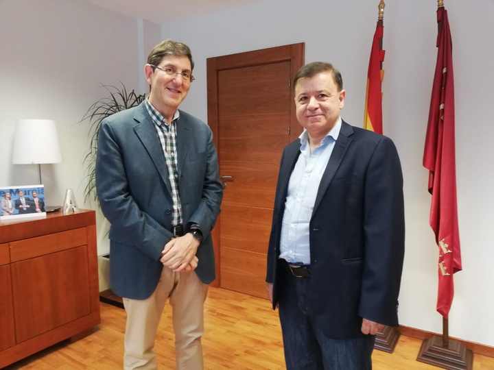 Villegas recibe al nuevo director del Instituto Murciano de Investigación Biosanitaria de la Región de Murcia