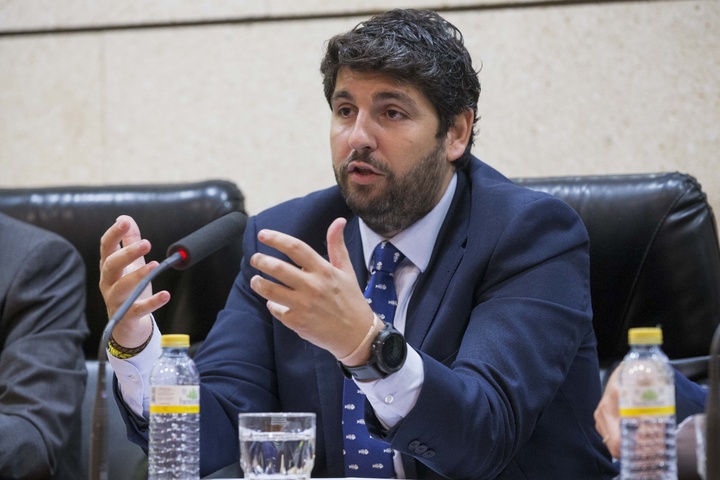 El presidente de la Comunidad valora los datos del paro