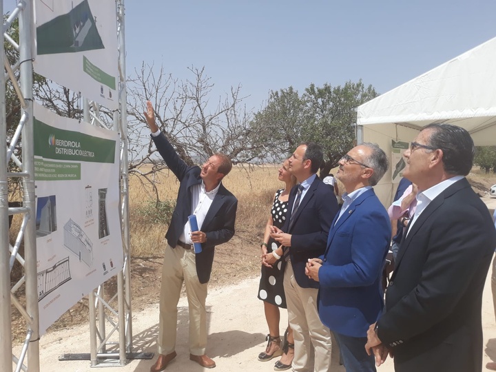Imágenes de la primera piedra de  las instalaciones pioneras en España que va a construir Iberdrola en Caravaca (I)