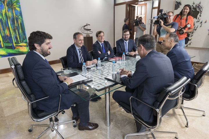 Reunión con los rectores de la Universidad de Murcia y de la Universidad Politécnica de Cartagena (3)