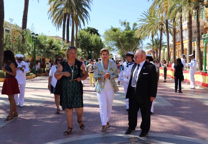 La consejera Noelia Arroyo asiste al acto de la Armada con motivo de la festividad de su Patrona, la Virgen del Carmen