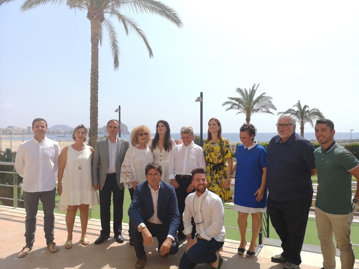 Inauguración del nuevo albergue turístico 'Bea Beach Hostel'