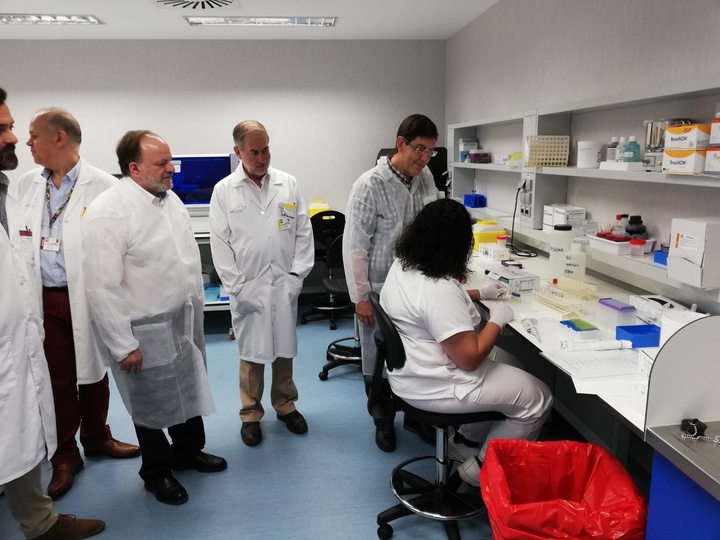 Visita al laboratorio de vectores en la Arrixaca