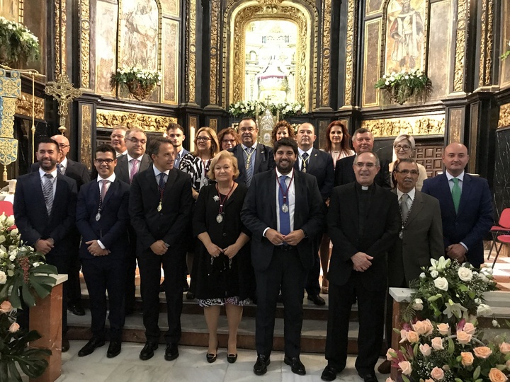 Fernando López Miras asiste a la misa mayor en honor a la patrona de Lorca, la Virgen de las Huertas (1)