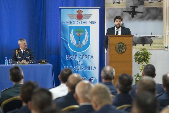 Apertura curso académico Escuela Militar de Paracaidismo 'Méndez Parada' (3)