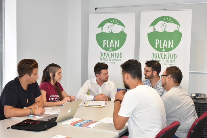 Los estudiantes de la Universidad de Murcia aportan sus propuestas al Plan de Juventud (3)