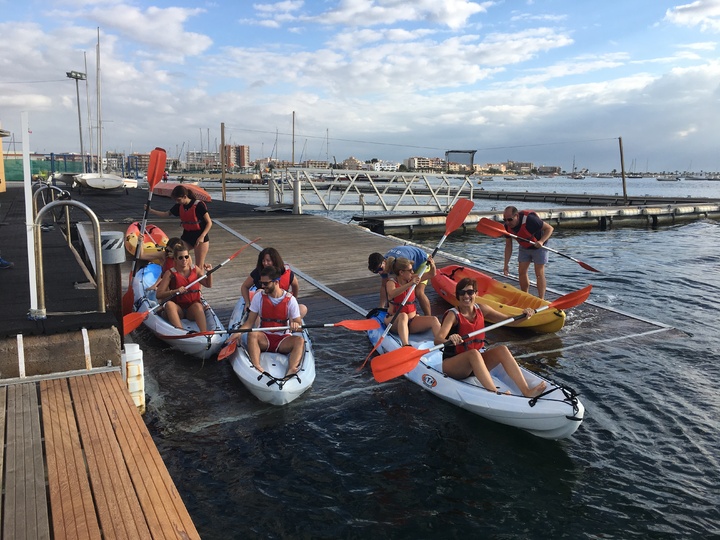 Los Top Sellers tuvieron la oportunidad de practicar deportes náuticos en el Centro de Actividades Náuticas de San Pedro del Pinatar