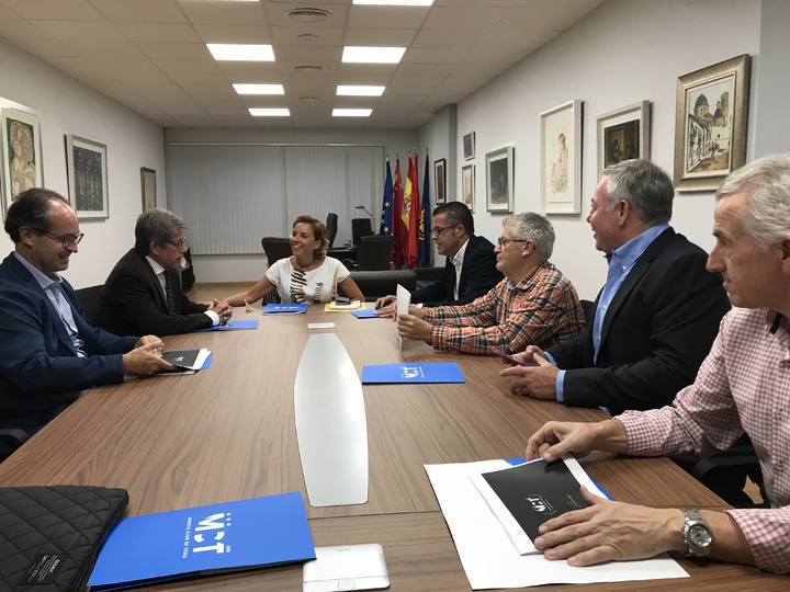 La Comunidad apoya la celebración del centenario del Club de Tenis de Murcia