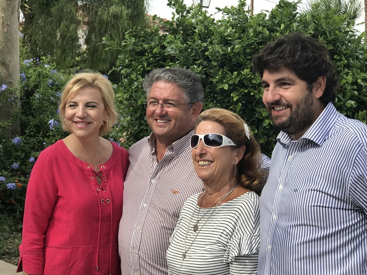 López Miras asiste al día de los mayores de Los Alcázares, coincidiendo con la celebración de las Fiestas del Caldero (3)