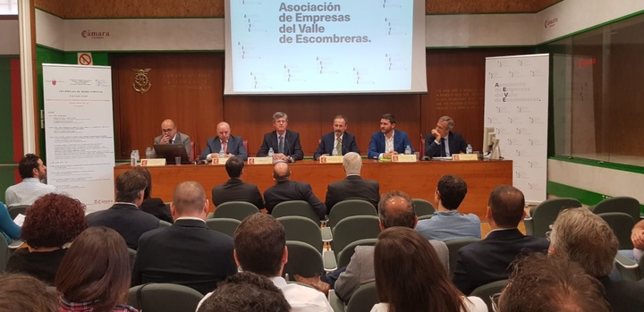 Medio Ambiente explica a los empresarios del Valle de Escombreras las medidas para avanzar en la agilización y simplificación empresarial