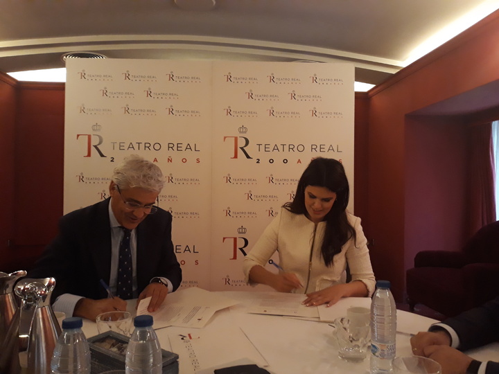 La Comunidad firma un convenio con el Teatro Real para el desarrollo de actividades culturales