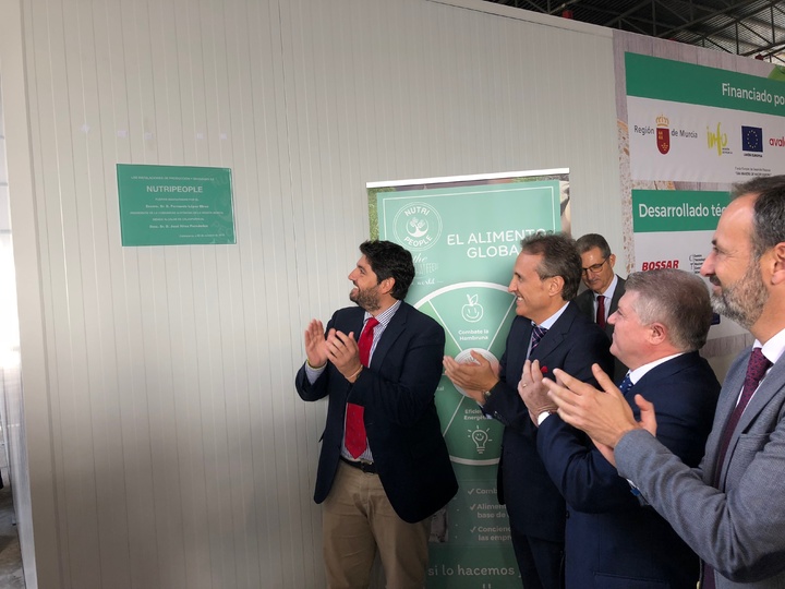 El jefe del Ejecutivo regional inaugura las nuevas instalaciones de la empresa Nutripeople Reel Innovation, S.L (3)