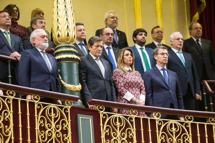 El presidente de la Comunidad asiste al acto de conmemoración del 40 aniversario de la Constitución Española (2)