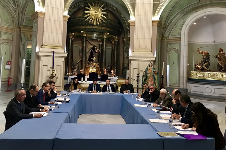 El jefe del Ejecutivo regional, Fernando López Miras, preside la reunión del Patronato del Museo Salzillo (3)