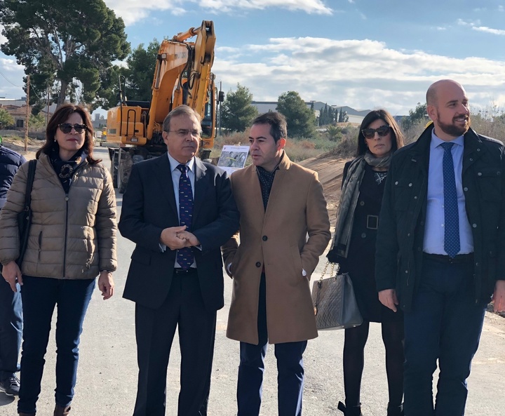 Fomento mejora la seguridad vial de la carretera que une Lorquí con la antigua estación de ferrocarril