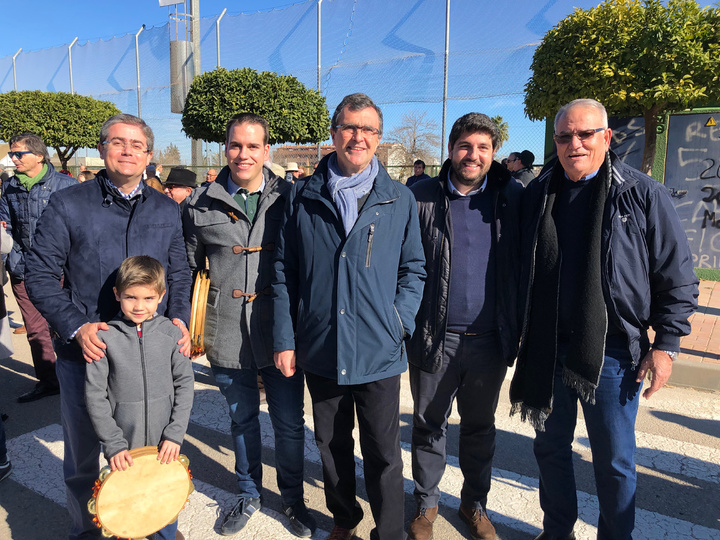 López Miras asiste al XXXI Encuentro de Cuadrillas y Fiesta de las Pelotas de Patiño (2)