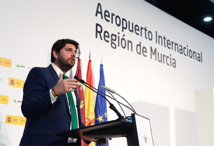 Inauguración del Aeropuerto Internacional de la Región de Murcia