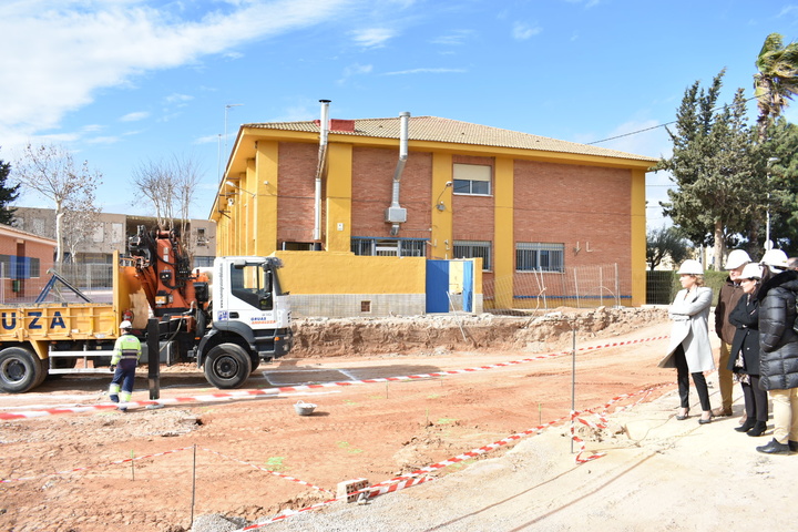 Martínez-Cachá visita las obras de ampliación del colegio Santa Florentina de La Palma de Cartagena