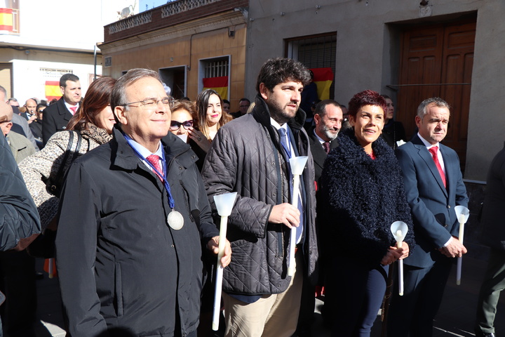 El presidente Fernando López Miras asiste a la tradicional bendición de las candelas con motivo de las fiestas de la Candelaria en Beniel