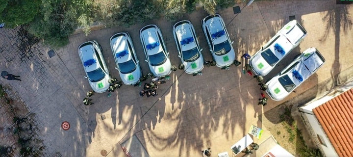 Imagen aérea de los nuevos vehículos de los agentes ambientales
