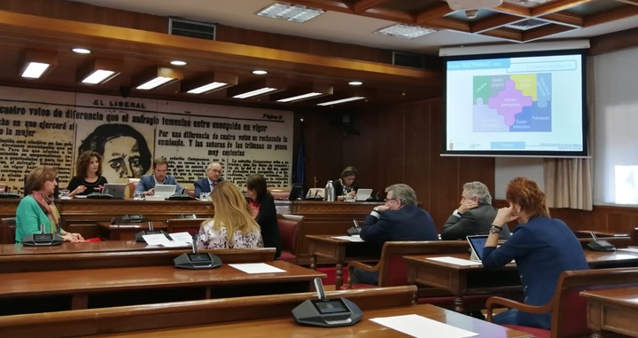La segunda fase experimental para implantar el teletrabajo en la Comunidad cuenta con 80 participantes