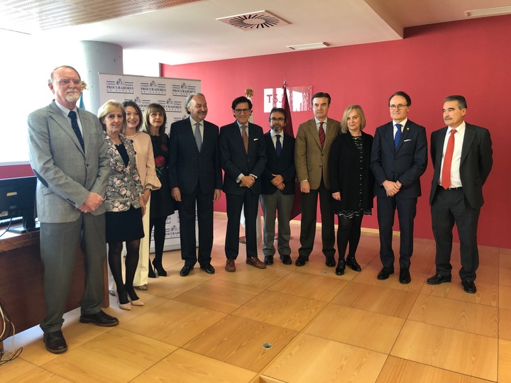 La Comunidad defiende la figura del procurador en el primer Día Institucional de la Procura